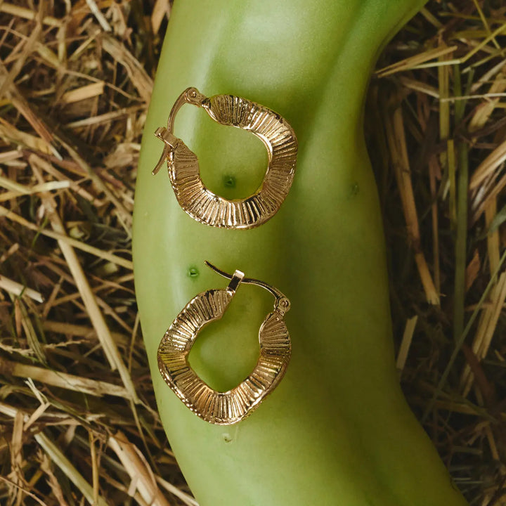 Zeina - Oriental Wavy Hoop Earrings